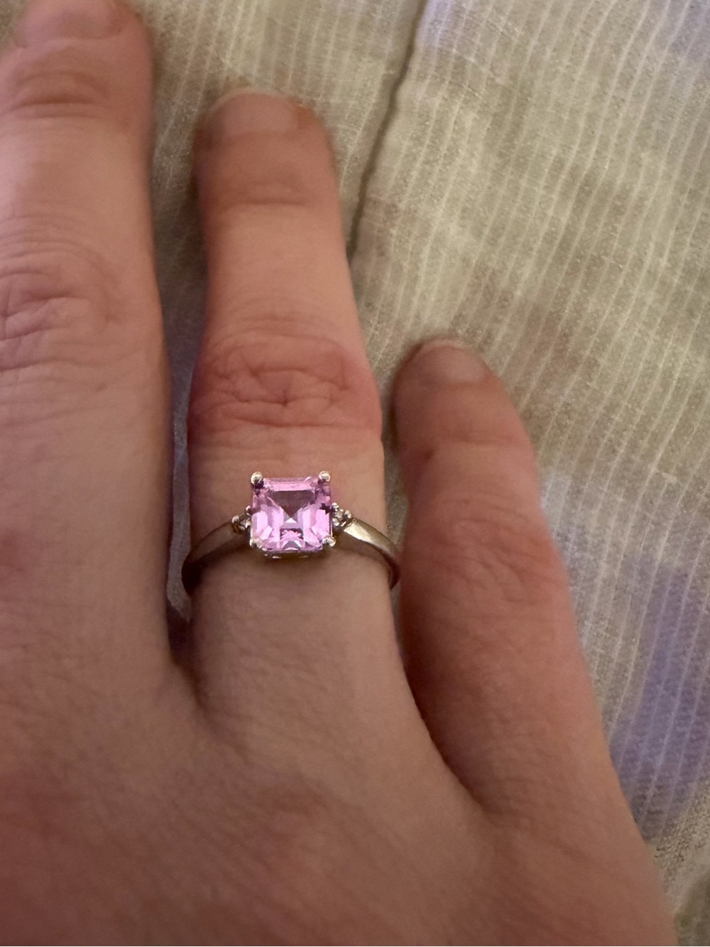 10k White Gold Ring